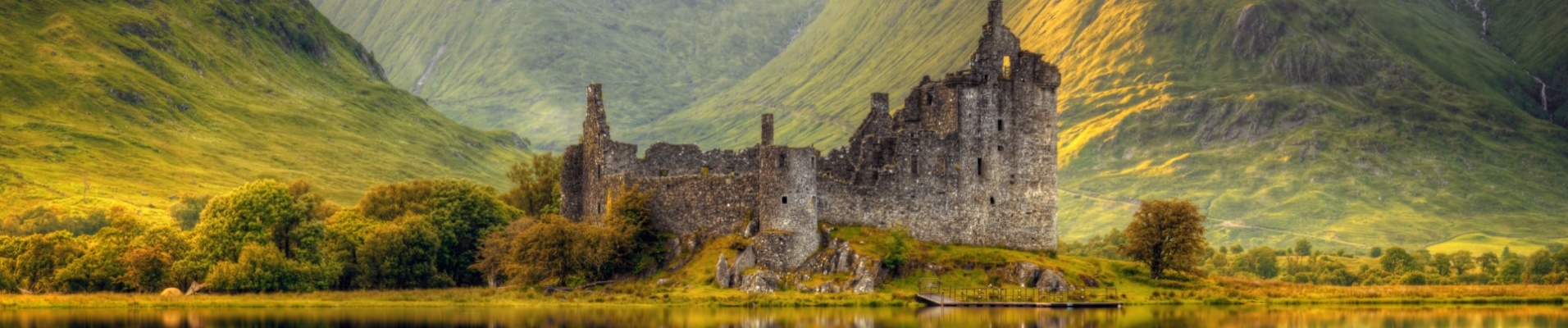 Chateau de Kilchurn dans une ambiance mystérieuse