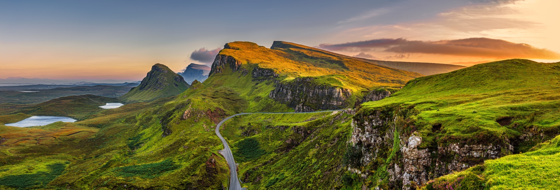 route panoramique surl 'ile de Skye au coucher du soleil